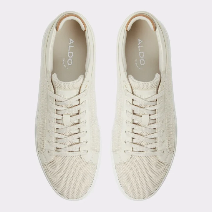 Low top sneaker - Image 6