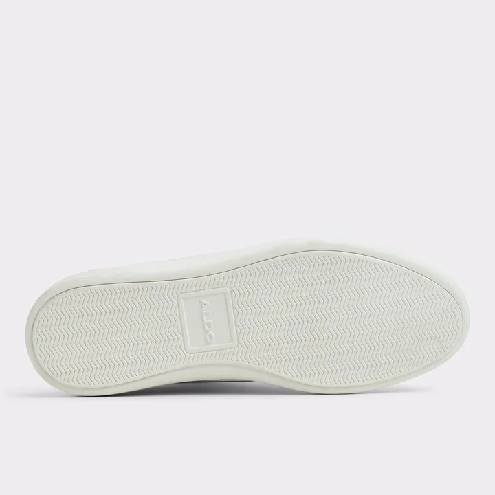 Low top sneaker - Image 7