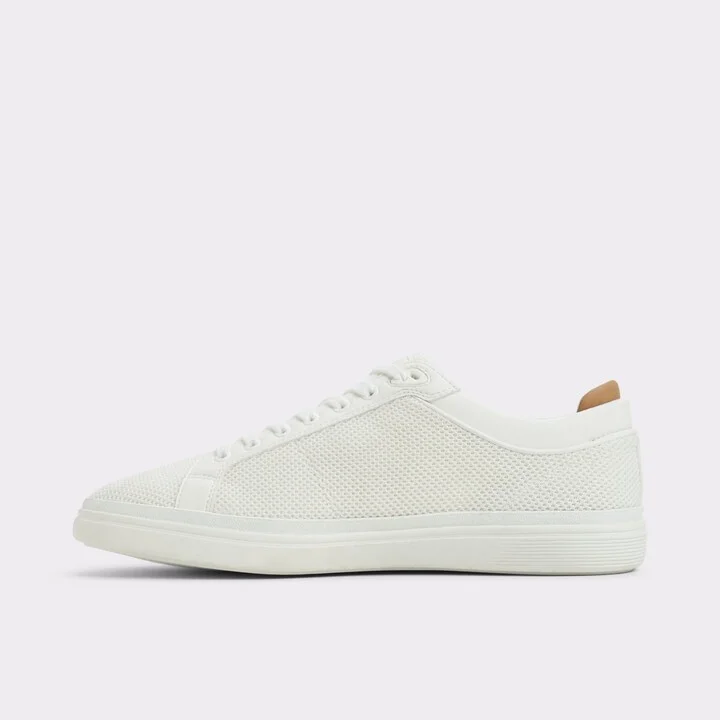 Low top sneaker - Image 3