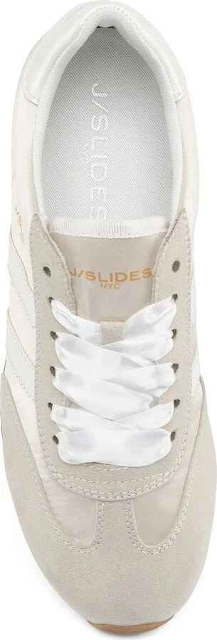 Low Top Sneaker - Image 10
