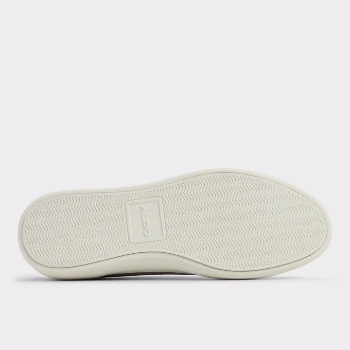 Low top sneaker - Image 7