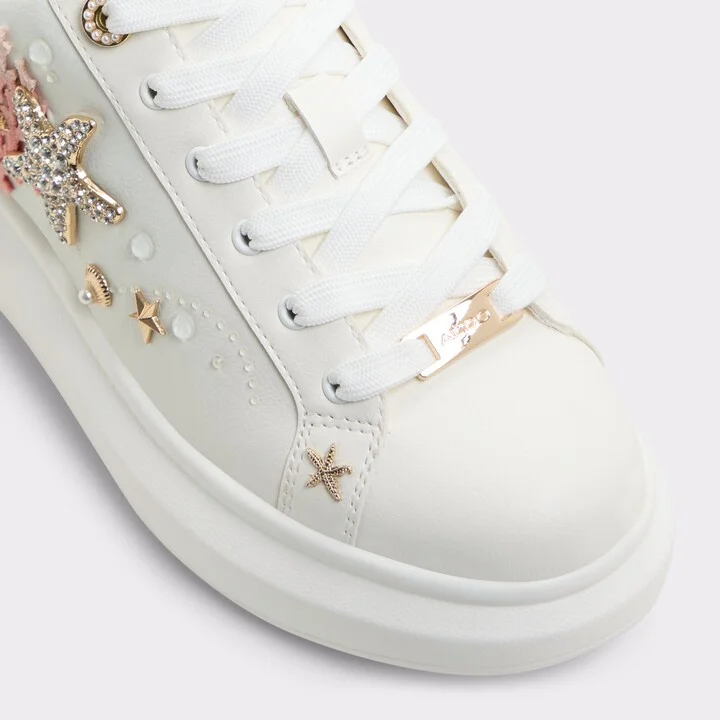 Low top sneaker - Image 5
