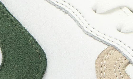 Low Top Sneaker - Image 7