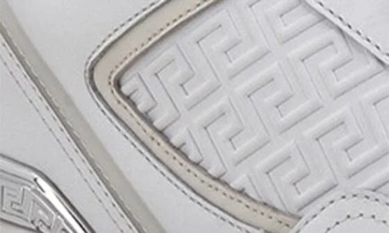 Low Top Sneaker - Image 2