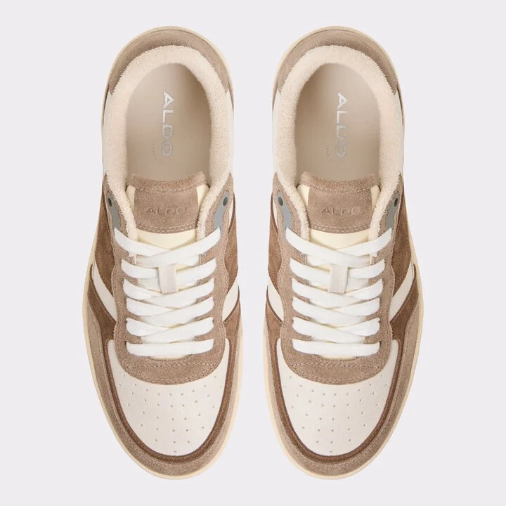 Low top sneaker - Image 6
