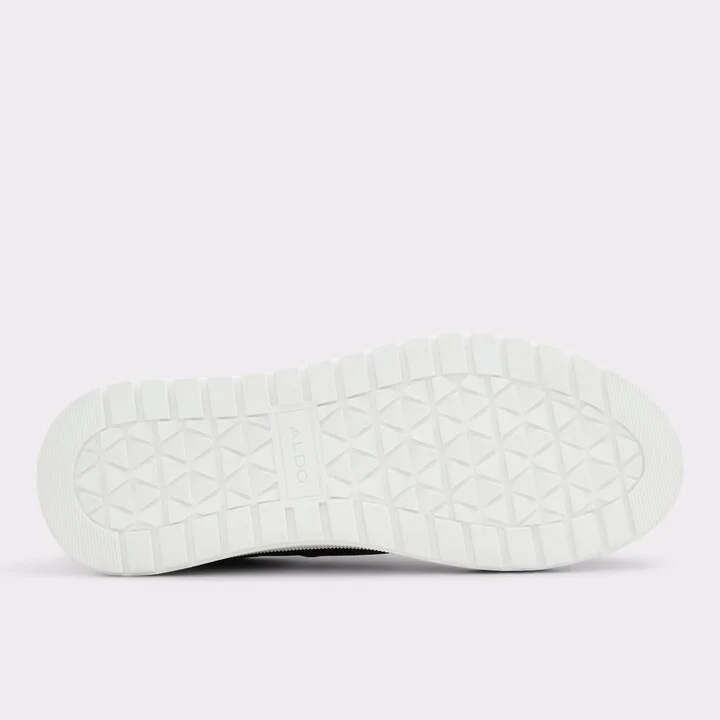 Low top sneaker - Cup sole - Image 8