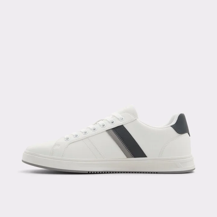 Low top sneaker - Cup sole - Image 3