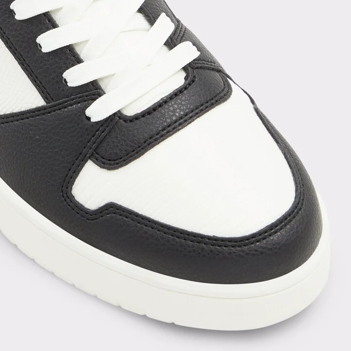 Low top sneaker - Cup sole - Image 5