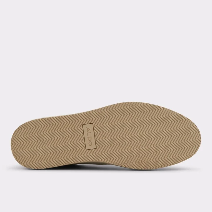 Low top sneaker - Cup sole - Image 7