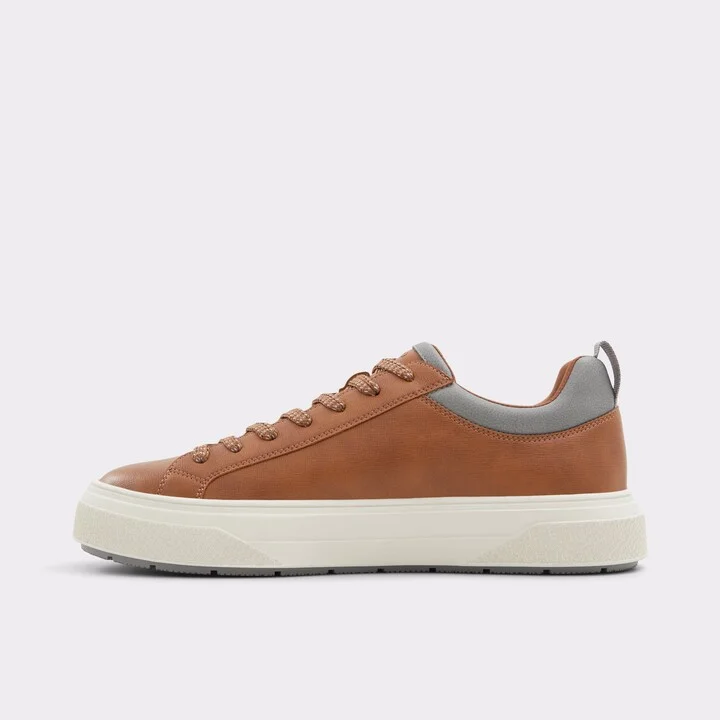 Low top sneaker - Cup sole - Image 3