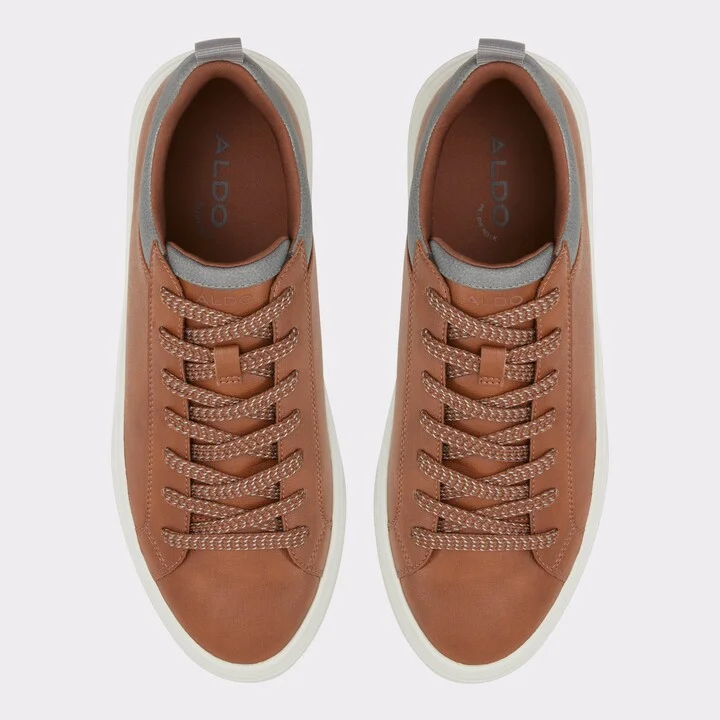 Low top sneaker - Cup sole - Image 6