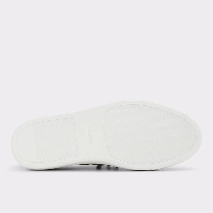 Low top sneaker - Cup sole - Image 7