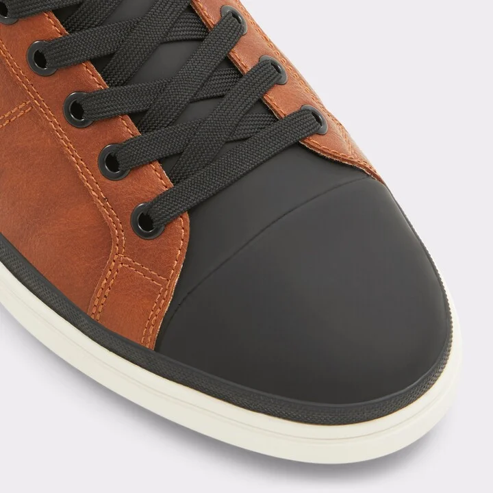 Low top sneaker - Cup sole - Image 5