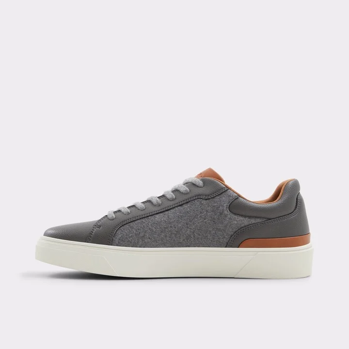 Low top sneaker - Cup sole - Image 4