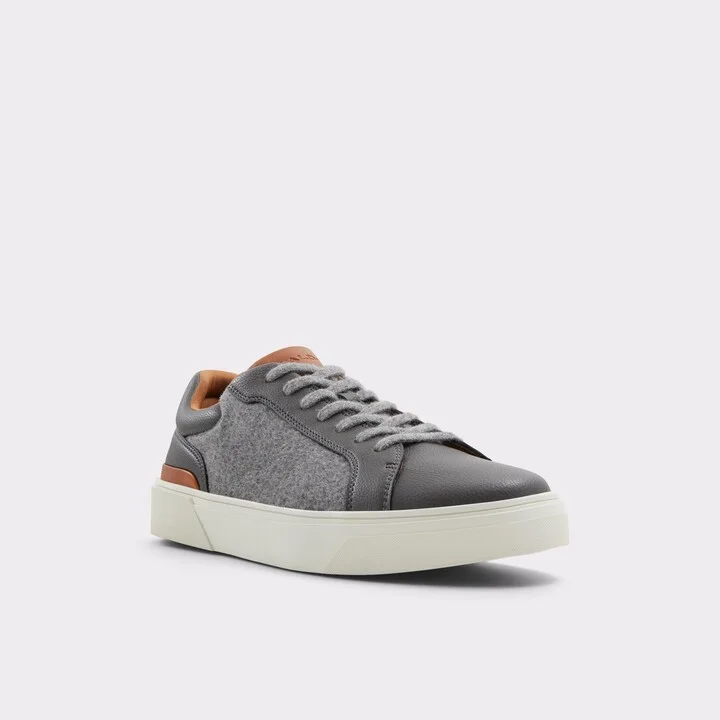 Low top sneaker - Cup sole - Image 5