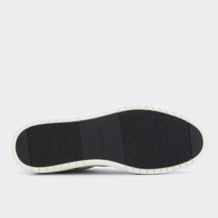 Low top sneaker - Cup sole - Image 7