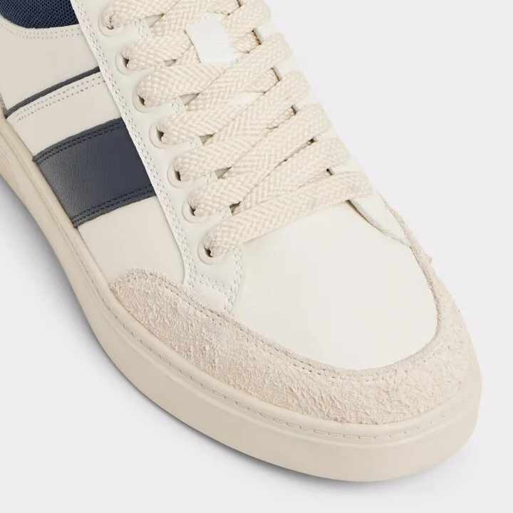Low top sneaker - Cup sole - Image 5