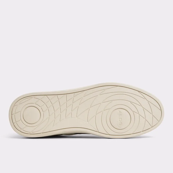 Low top sneaker - Cup sole - Image 7