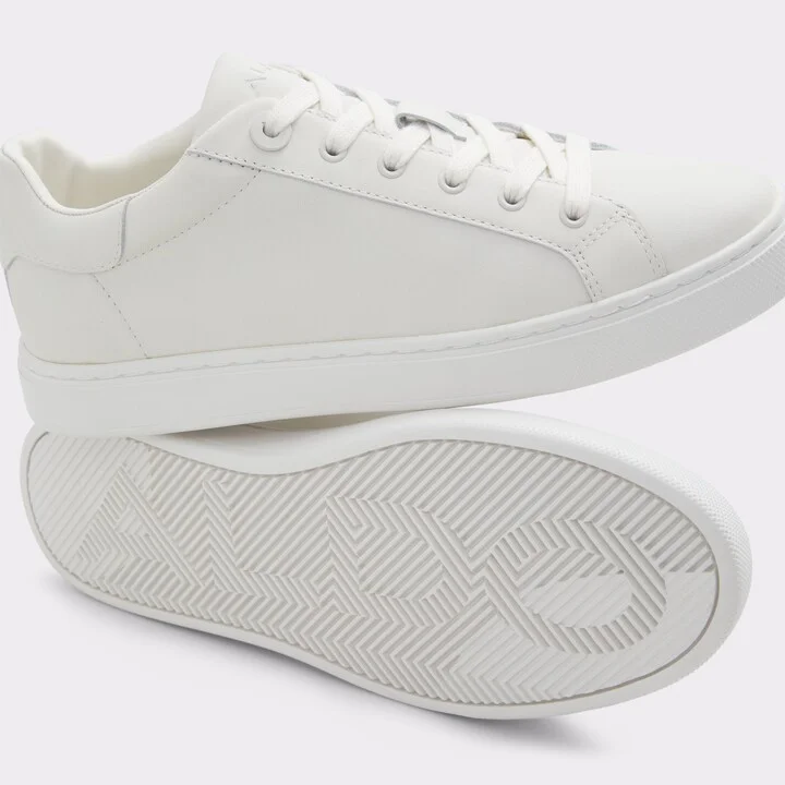 Low top sneaker - Cup sole - Image 2