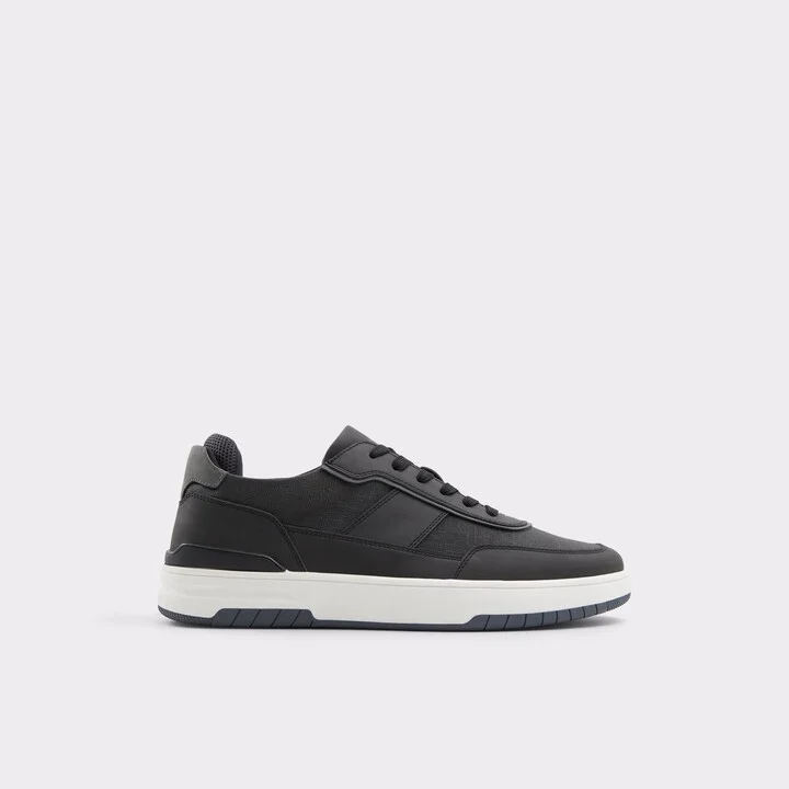 Low top sneaker - Cup sole
