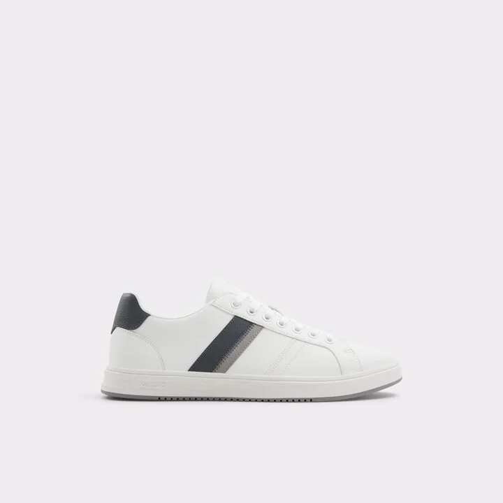 Low top sneaker - Cup sole