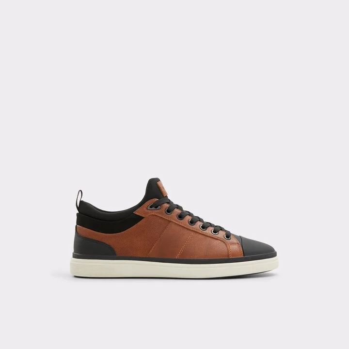 Low top sneaker - Cup sole