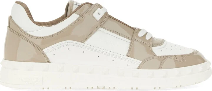 Low Top Sneaker "Freedots"