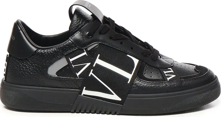 Low-top Sneaker Vl7n