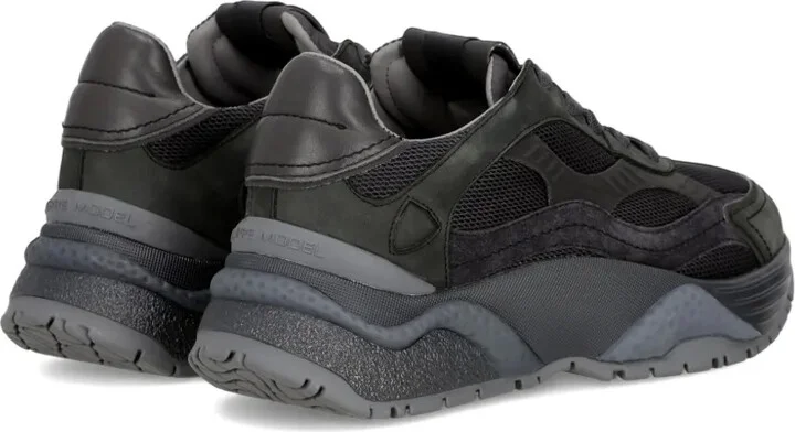 Low-Top Sneakers - Image 3