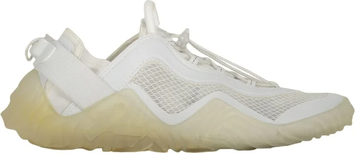 Low-top Sneakers