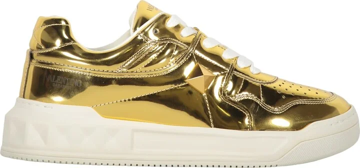 Low-top Sneakers