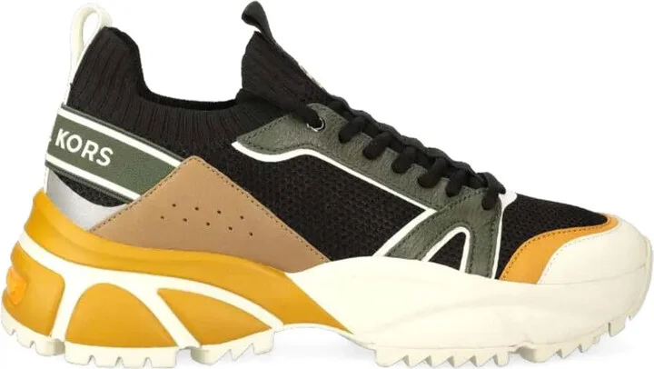 Low-Top Sneakers