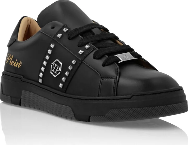 Low-Top Sneakers