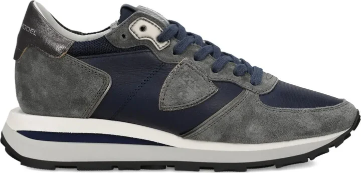 Low-Top Sneakers