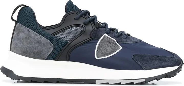 Low-Top Sneakers