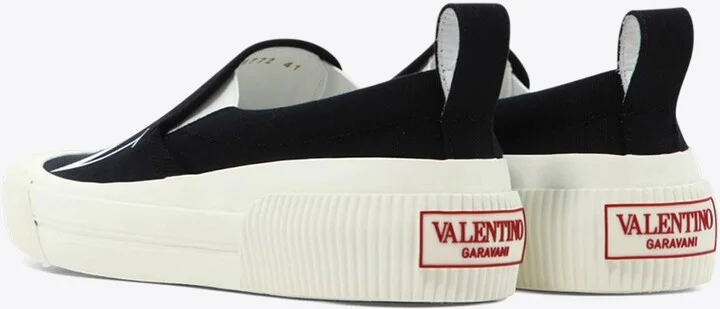 Low-Top Sneakers with Logo-Print - Image 3