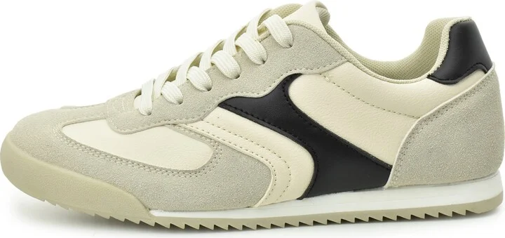 Low Top Sport Sneaker - Image 5