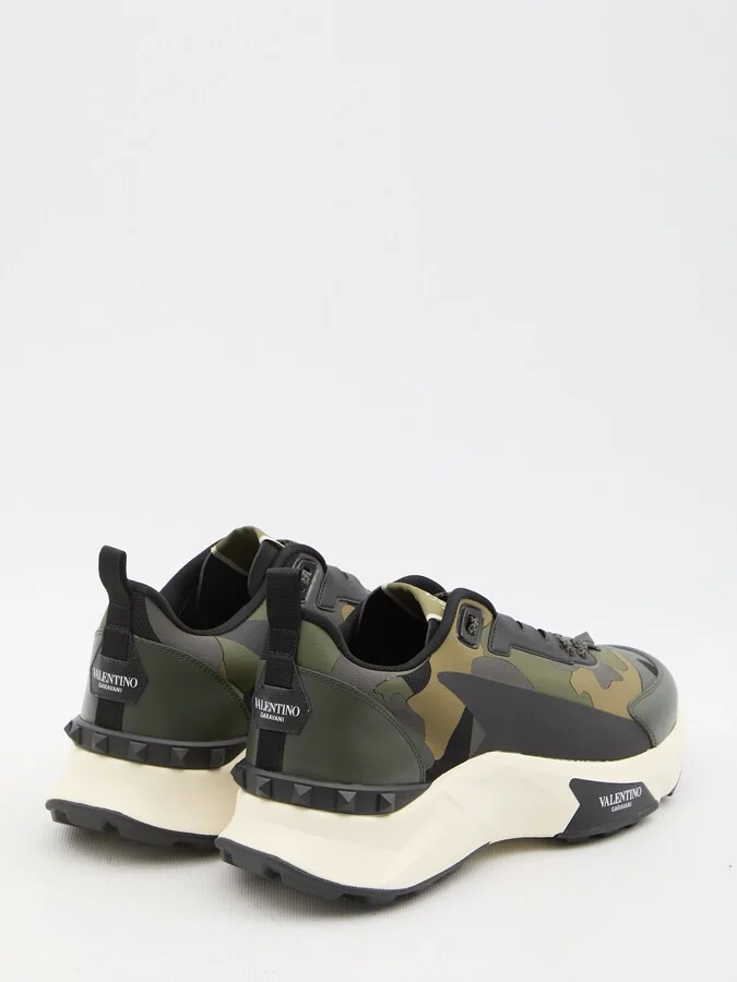 Low Top True Act Camouflage Sneakers - Image 3