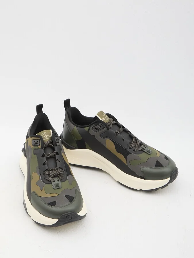 Low Top True Act Camouflage Sneakers - Image 5