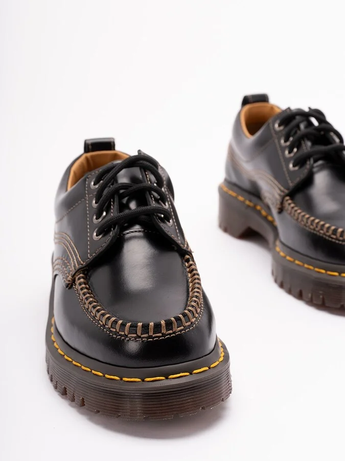 `Lowell` Leather `Moc Toe` Shoes - Image 2