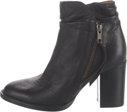 Lucchese
