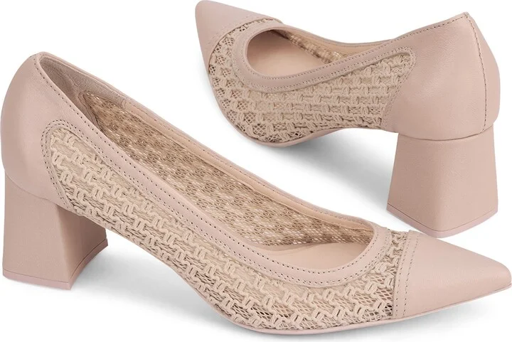 Lucia Pointed Toe Pump - Image 4