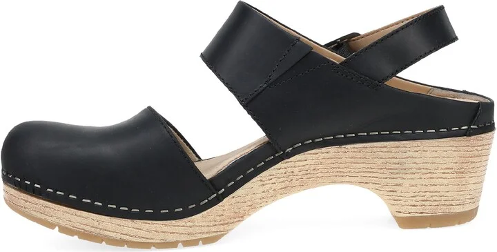 Lucia Slingback Platform Pump - Image 8