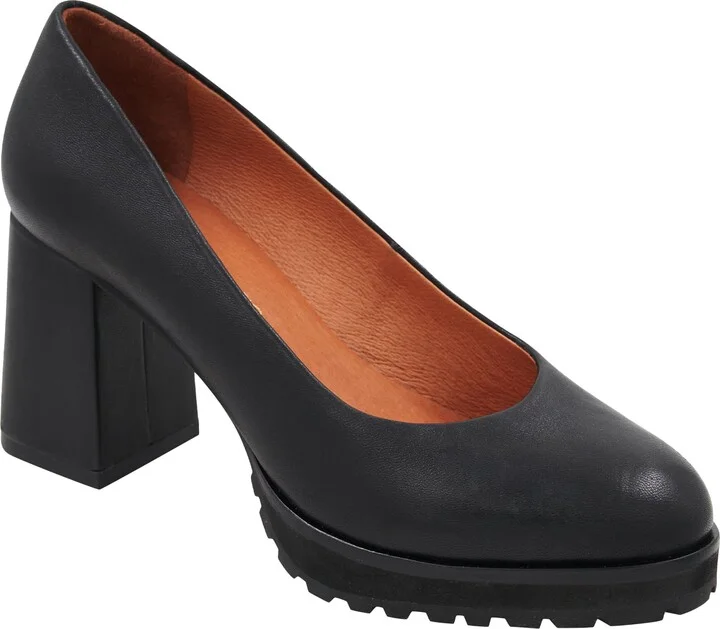 Lucky Block Heel Pump
