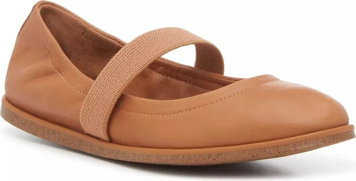 Tan