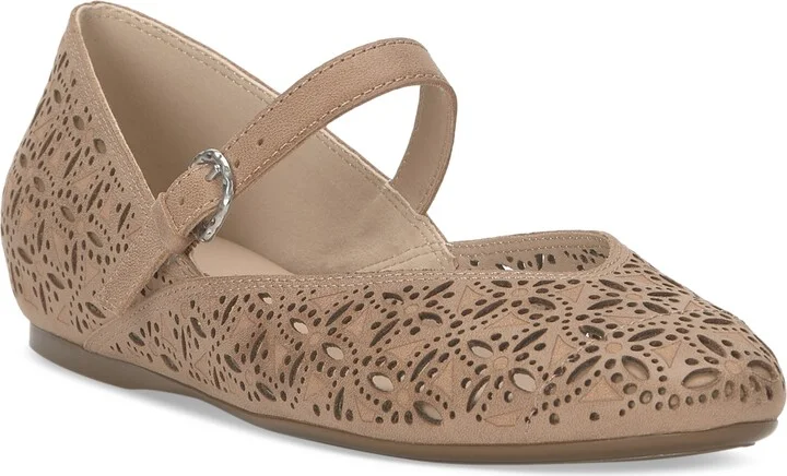 Lucky Brand Women's Cyrena Eyelet Mary Jane Ballet Flats