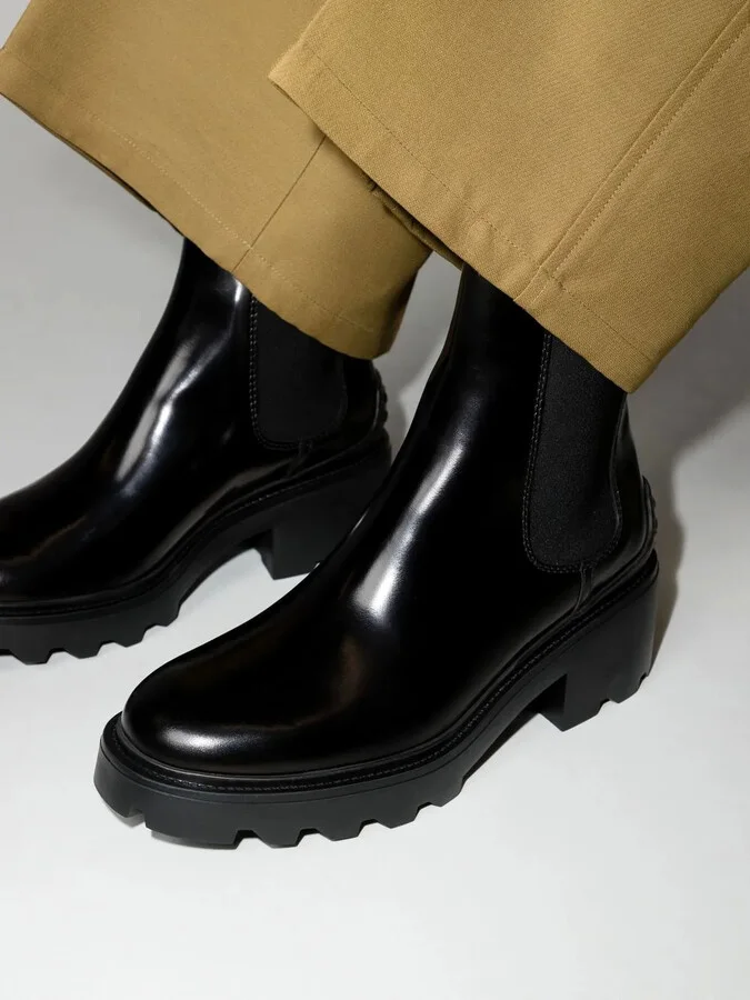 lug-sole Chelsea boots - Image 3