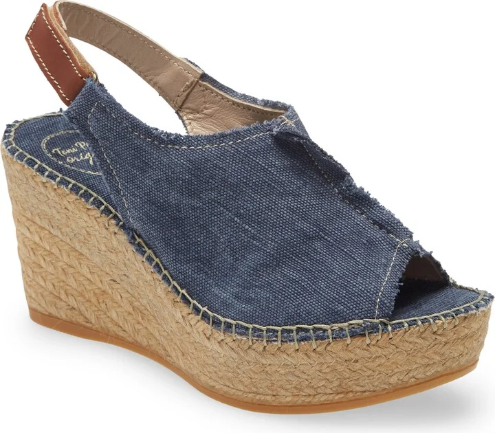 NAVY CANVAS