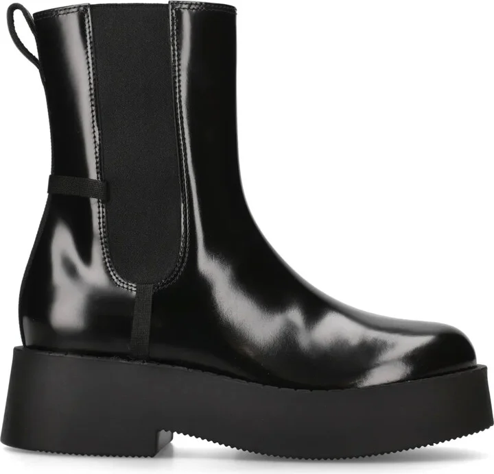 Luna Chelsea boots