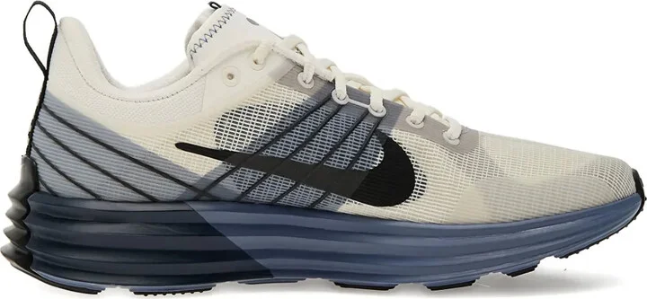 Lunar Roam layered-panel sneakers